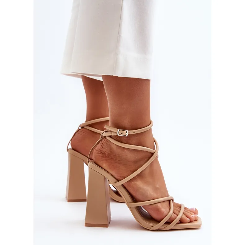 Sandales à talons hauts Josette nues à la mode beige